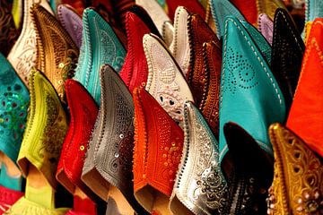 Kleurrijke Marokkaanse slippers van Henny Hagenaars