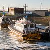 Loods aan boord IJmuiden van scheepskijkerhavenfotografie
