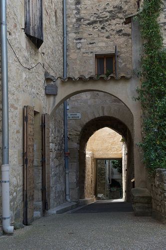 Rue médiévale France Venasque