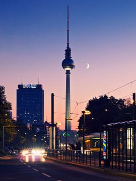 Berlin – TV Tower / Sunset van Alexander Voss