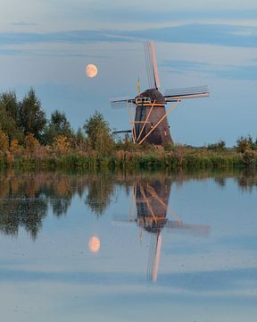 Kinderdijk aux Pays-Bas. sur delkimdave Van Haren