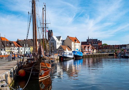 Oude haven van Wismar in Mecklenburg-Vorpommern aan de Oostzee