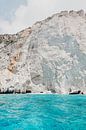 Kalksteingebirge von Zakynthos mit blauem Meer von DeedyLicious Miniaturansicht