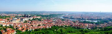 Panoramic view of Prague van Leopold Brix