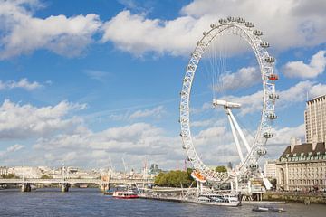 London Eye by Hilda Weges