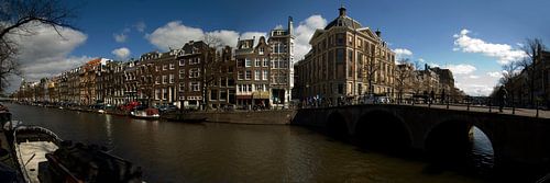 Amsterdamse grachten by Casper Zoethout