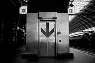 Up and down by Bart Rondeel thumbnail