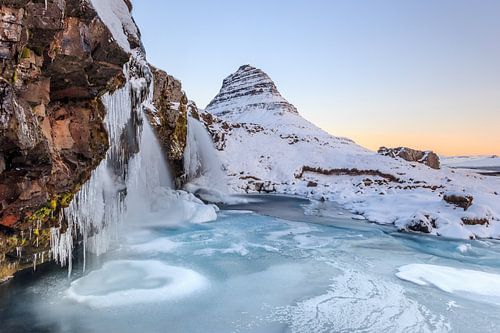 Gefrorene Schneelandschaft in Island