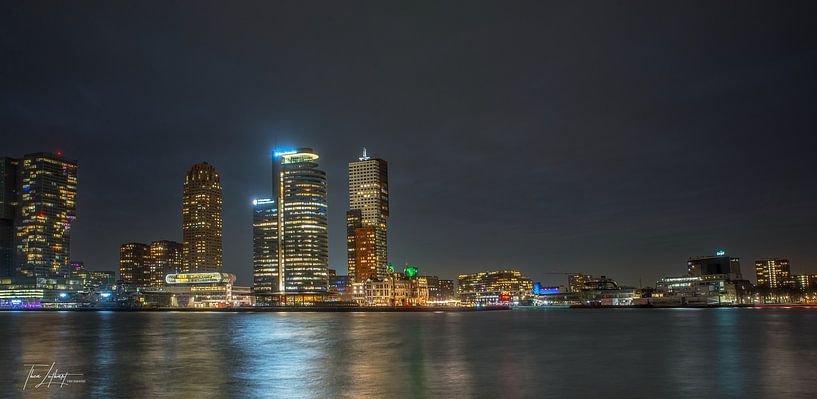 Skyline Rotterdam South by Thea Luthart
