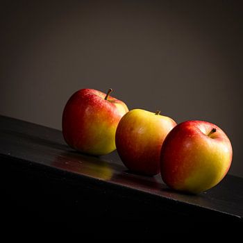 Trois pommes