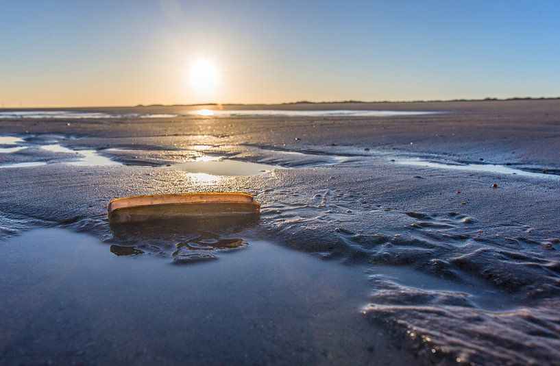 Zonsopkomst aan een Zeeuws strand von Marcel Klootwijk