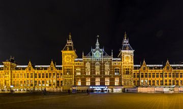 Amsterdam by Ron Hoefs