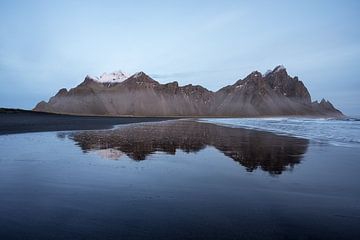 Stokksnes IJsland von Luc Buthker