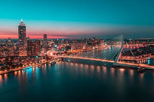 Skyline von Rotterdam bei Nacht von Nuance Beeld