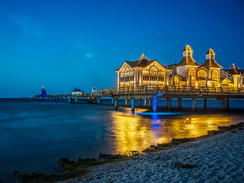Insel Rügen - Seebrücke Sellin zur Blauen Stunde von Thomas Bugdoll