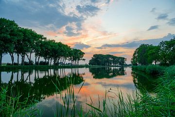 Sommerlicher Sonnenuntergang im IJsseldelta bei Kampen von Sjoerd van der Wal Fotografie