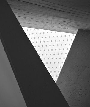 Betonnen driehoek met uitzicht - Oscar Niemeyer Huis van mekke
