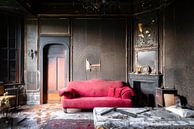 Verbrande Kamer in Verlaten Kasteel. van Roman Robroek - Foto's van Verlaten Gebouwen thumbnail
