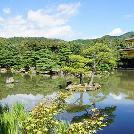 Goldener Tempel in Kyoto in Japan von Aagje de Jong