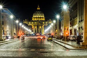 De weg naar de Sint Pieterskerk in Vaticaanstad van Ineke Huizing