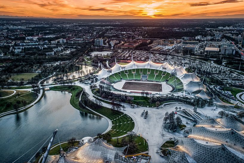 Munich by Hello Pompoyo