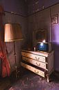Old abandoned bedroom in Belgium by Steven Dijkshoorn thumbnail