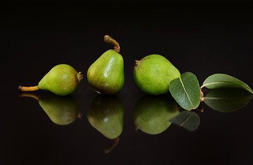 Pears on the table
