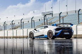 Lamborghini Huracan STO on the Assen circuit by Martijn Bravenboer