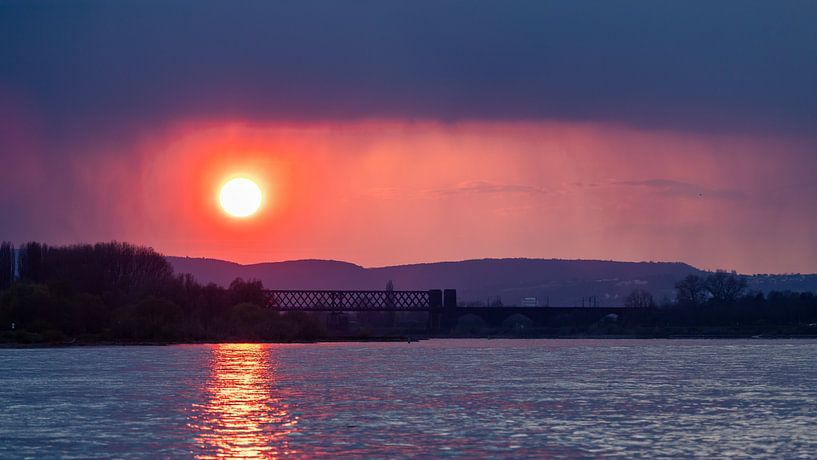 Sunset over the river Rhine by JWB Fotografie