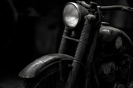 Klassieke motor bekijken van Poster Art Shop