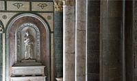 Säulen in einer italienischen Kirche von Tammo Strijker Miniaturansicht
