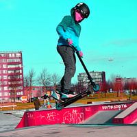 Stuntstep sprong en Graffiti