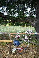 Herdenkingsplek wielrenners, omgeving San Ruffino Italië