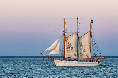 Zeilschip op de Oostzee tijdens de Hanse Sail in Rostock