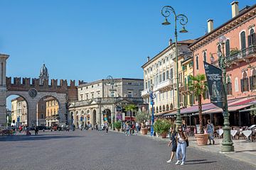 Verona - Piazza Brà by t.ART