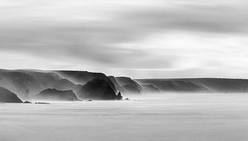 Praia do Amado, Algarve, Portugal by Adelheid Smitt