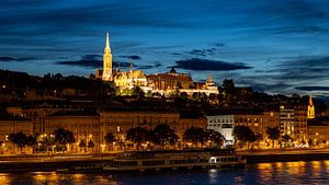 Die Fischerbastei in Budapest bei Nacht
