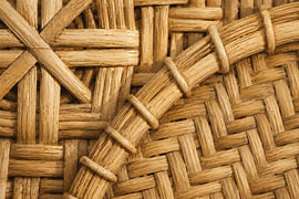 Patrimoine de l'artisanat indonésien du tressage du rotin I Indonésie I Minimaliste sur Vínculae