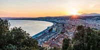 Zonsondergang in Nice aan de Côte d'Azur van Werner Dieterich thumbnail
