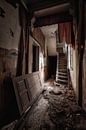 Couloir abandonné dans une maison par Steven Dijkshoorn Aperçu