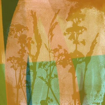 Abstracte botanische kunst in retrostijl en pastelkleuren. Planten en bloemen in bruin en groen van Dina Dankers