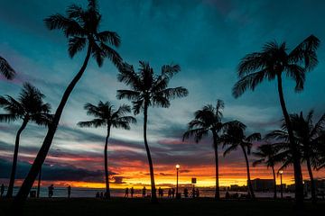 Coucher de soleil à Waikiki sur road to aloha