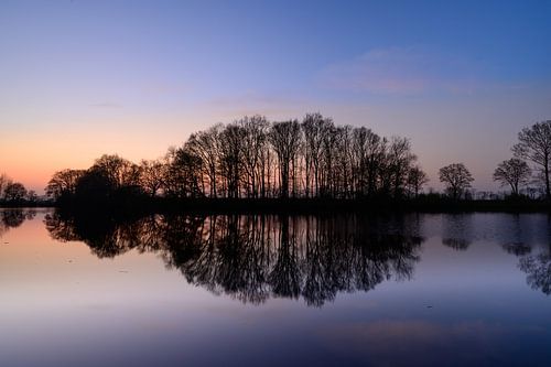 Weerspiegeling in het water