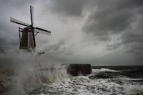 Oranjemolen Vlissingen pendant la tempête Benjamin sur Jules van Rosmalen