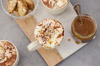 Warme chocolademelk met gezouten karamel van Nina van der Kleij thumbnail