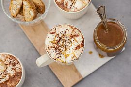 Warme chocolademelk met gezouten karamel by Nina van der Kleij