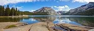 YOSEMITE VALLEY Tenaya Lake Panorama