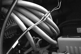 Objekt in verlassenem Industriegebiet (4 von 7) von m de monchy