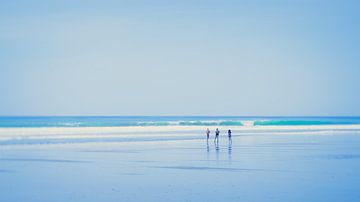 At the beach (1) by Rob van der Pijll