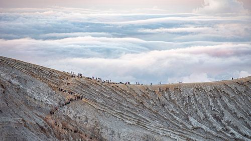 Der Rand der Stille (Berg Ijen Java)